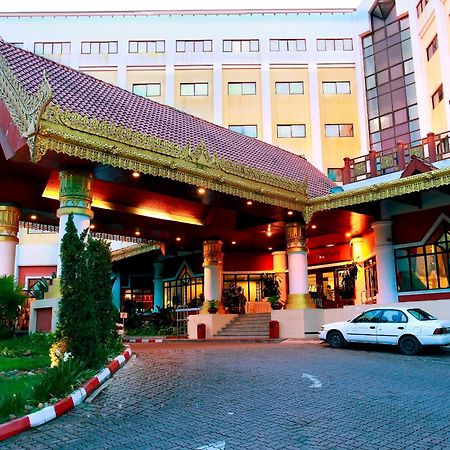 Summit Parkview Yangon Hotel Bagian luar foto