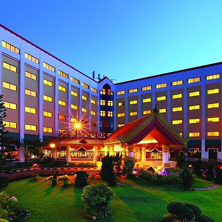 Summit Parkview Yangon Hotel Bagian luar foto
