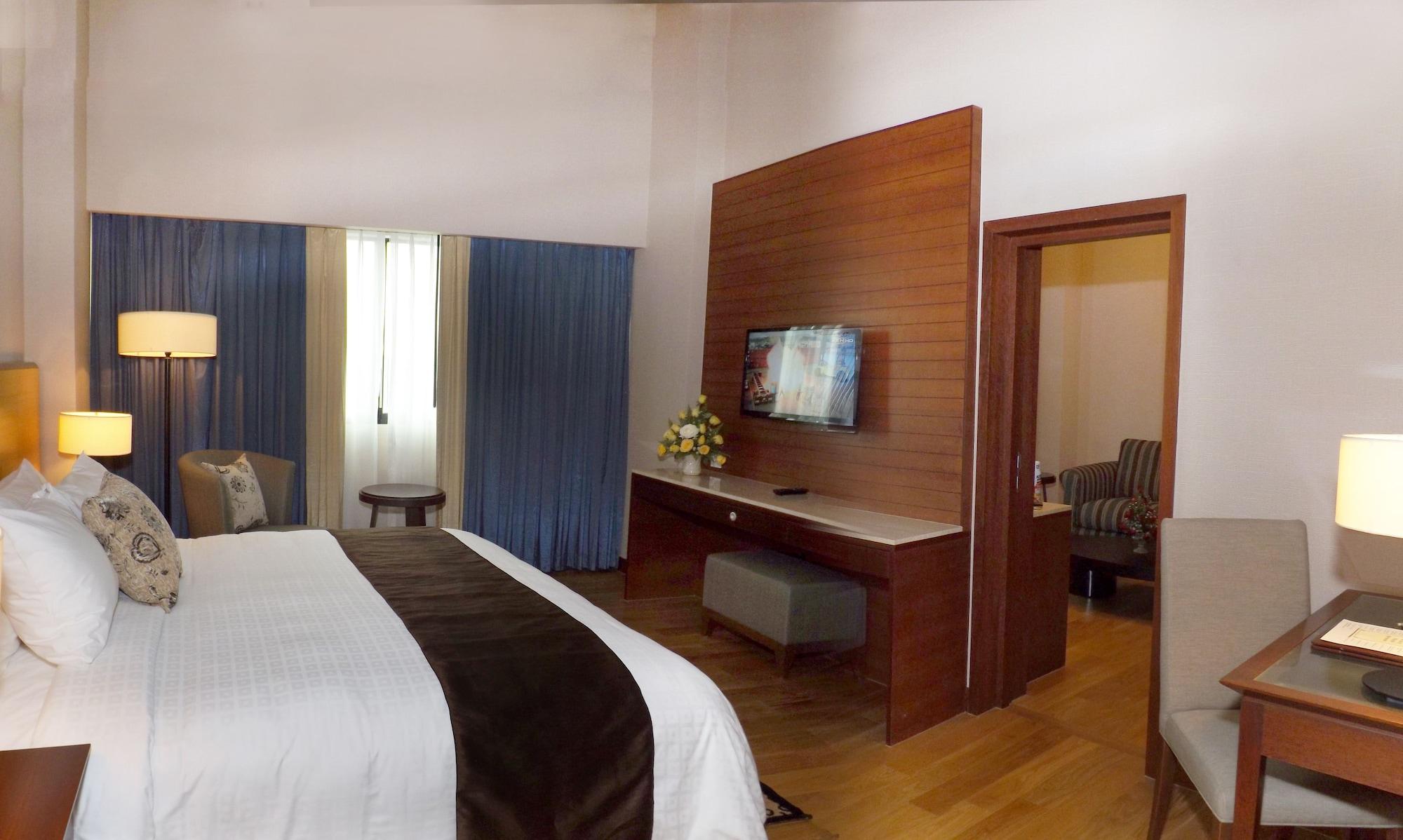 Summit Parkview Yangon Hotel Bagian luar foto