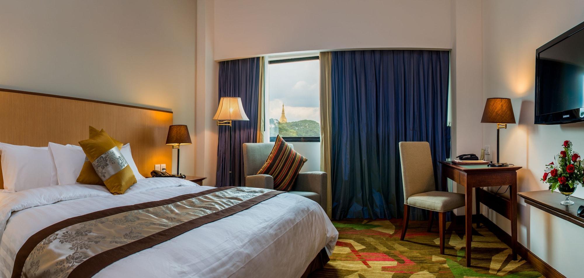 Summit Parkview Yangon Hotel Bagian luar foto