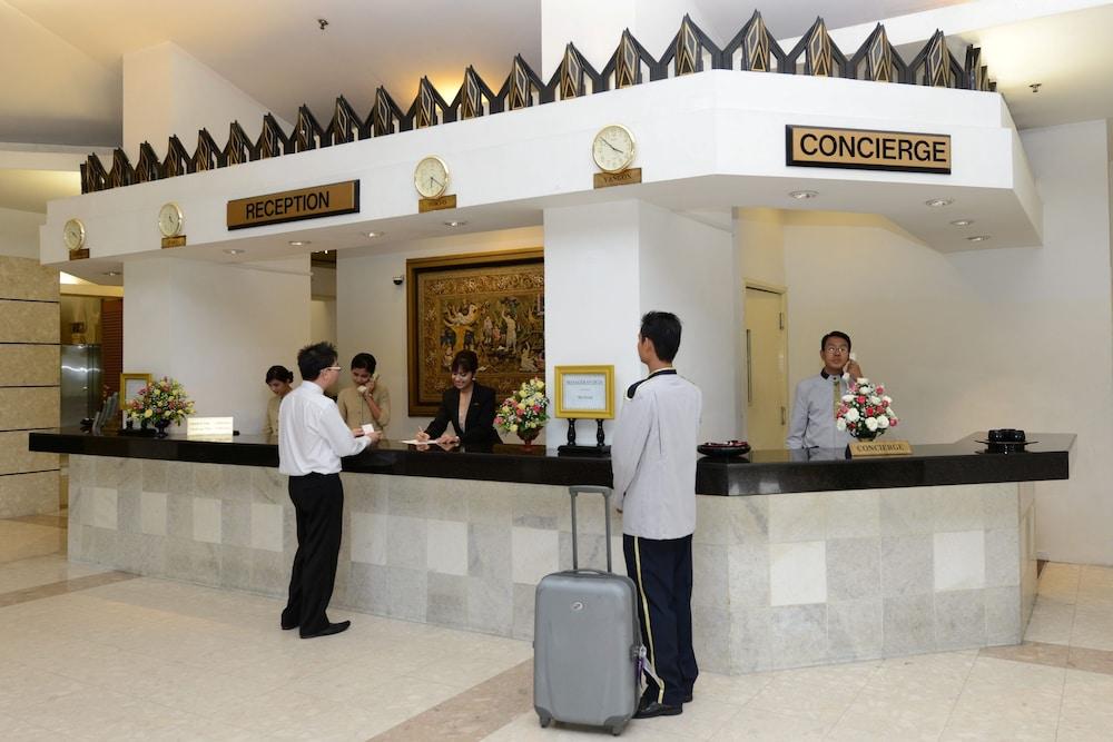 Summit Parkview Yangon Hotel Bagian luar foto