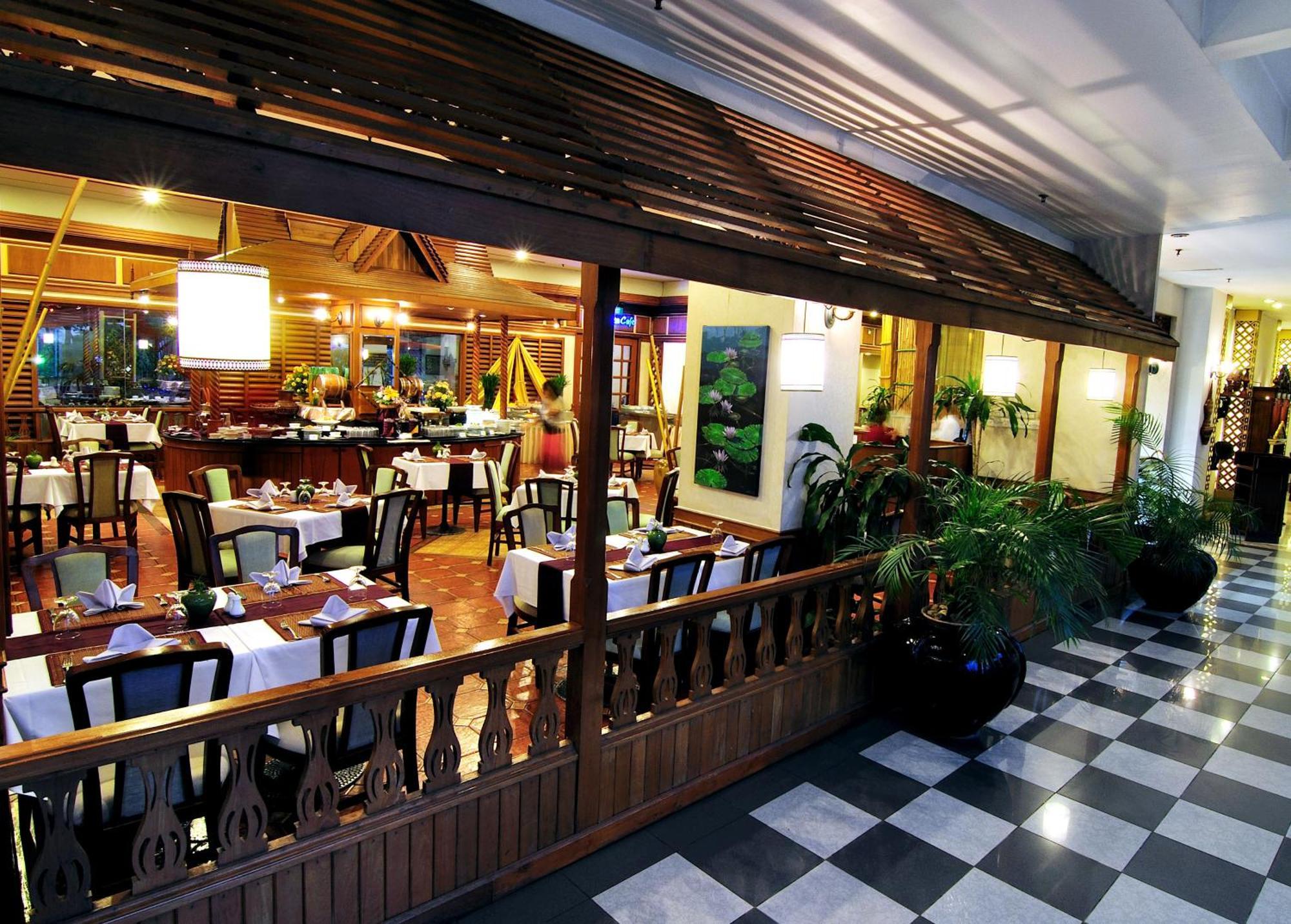 Summit Parkview Yangon Hotel Bagian luar foto