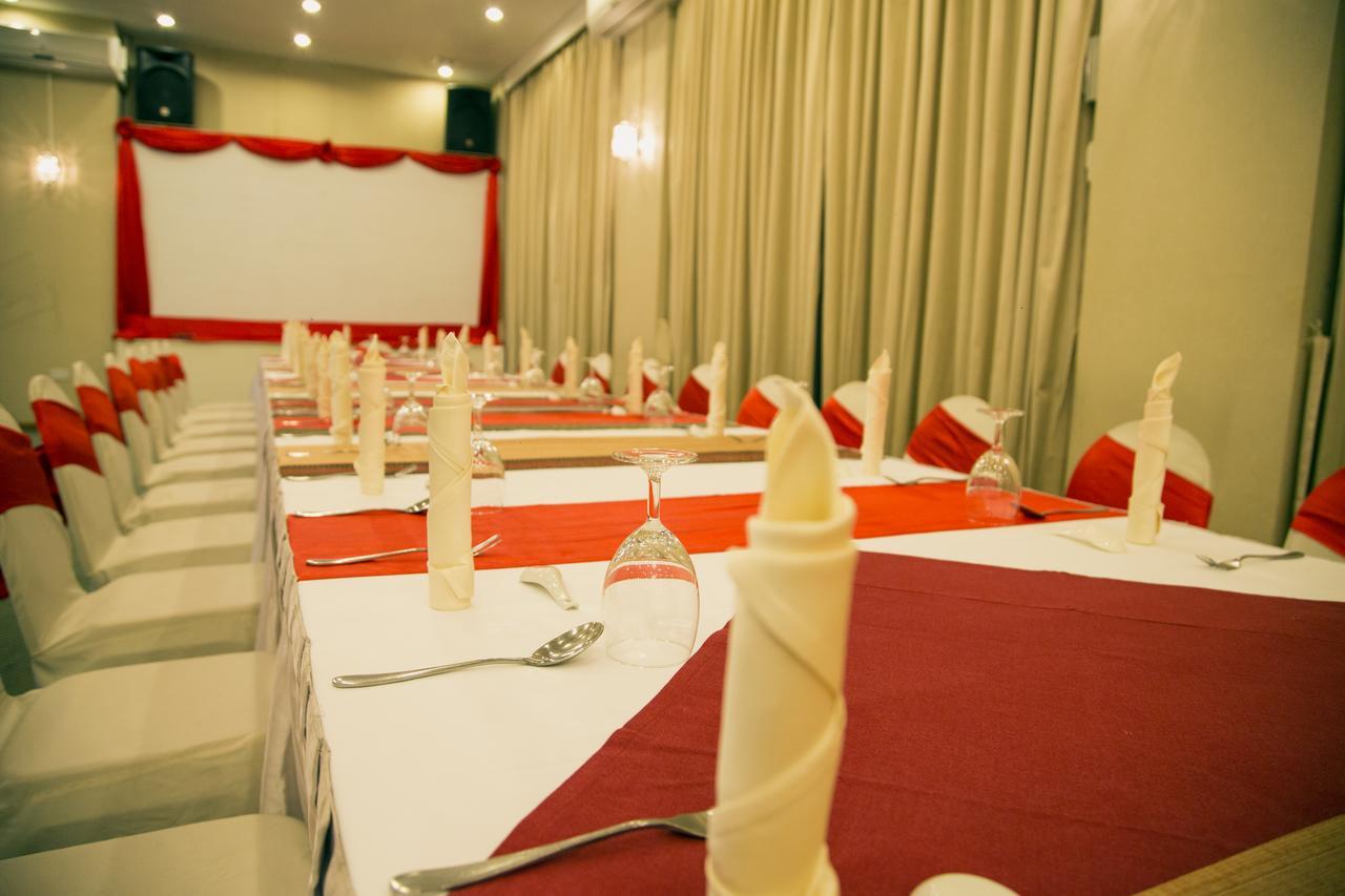 Summit Parkview Yangon Hotel Bagian luar foto