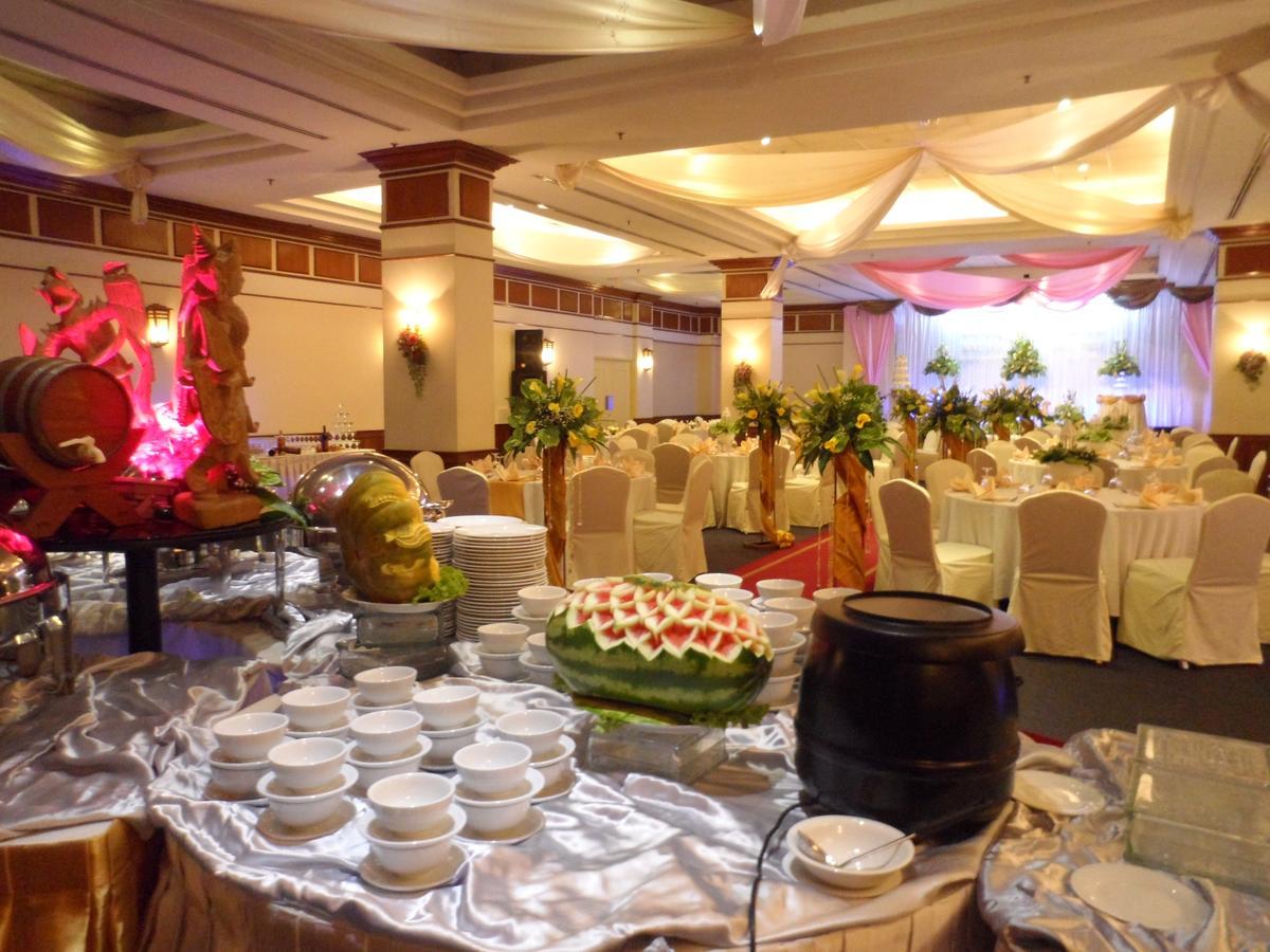 Summit Parkview Yangon Hotel Bagian luar foto